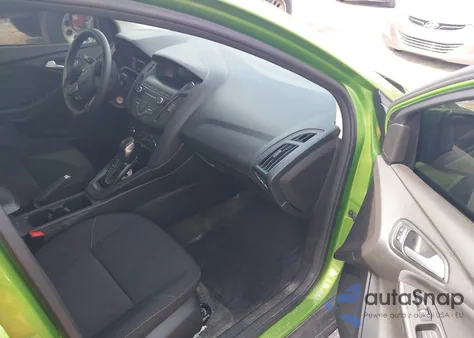 2018 Ford Focus Se z USA, uszkodzony, nr VIN 1FADP3F23JL258509